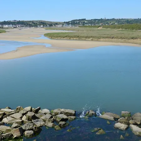 Les Des Des Isles Casa de Férias *