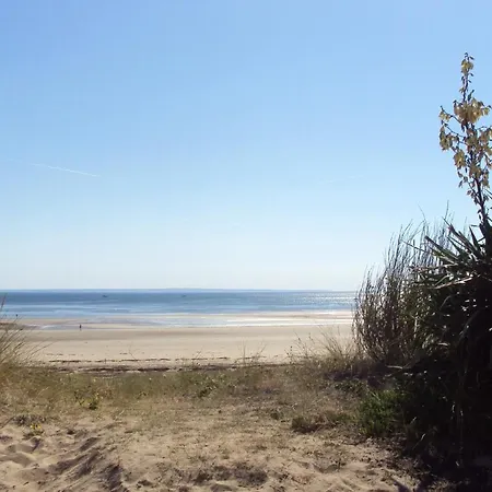 Les Des Des Isles Casa de Férias *